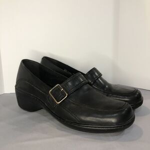Women’s Clarks Slide On Black‎ Leather Buckle Wedge Comfort Shoes Size 8.5